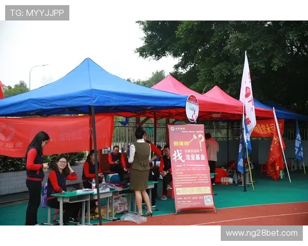 赣美装饰队末节20-0攻击波逆转江西博丰，防守成翻盘引擎
